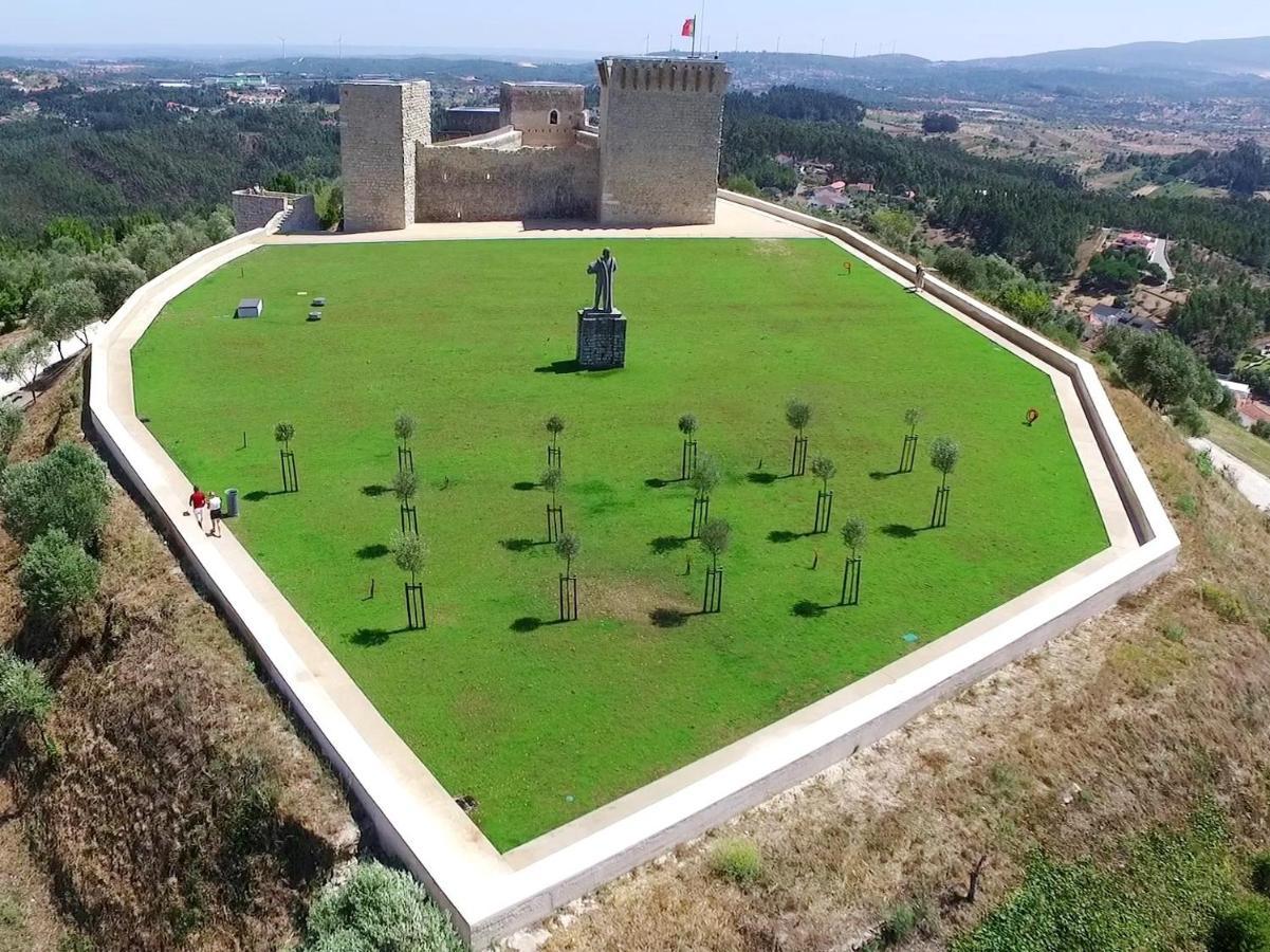 Casa Varanda Do Castelo Ourem Bagian luar foto